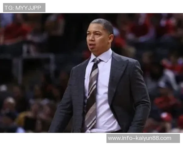 穆图质疑齐沃执教能力称其尚未证明自己是最佳教练