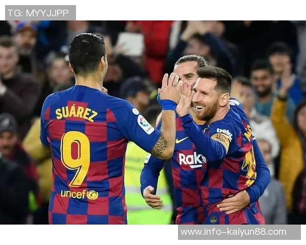 巴塞罗那与比利亚雷亚尔争夺西甲榜首之战精彩纷呈