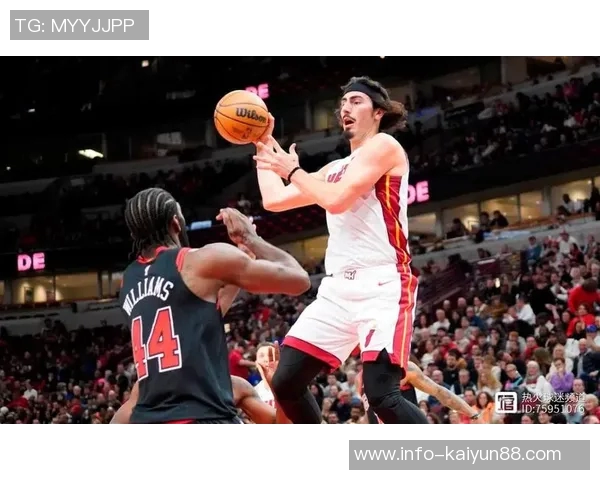 哈克斯强调下半场开局需全力进攻保持领先优势